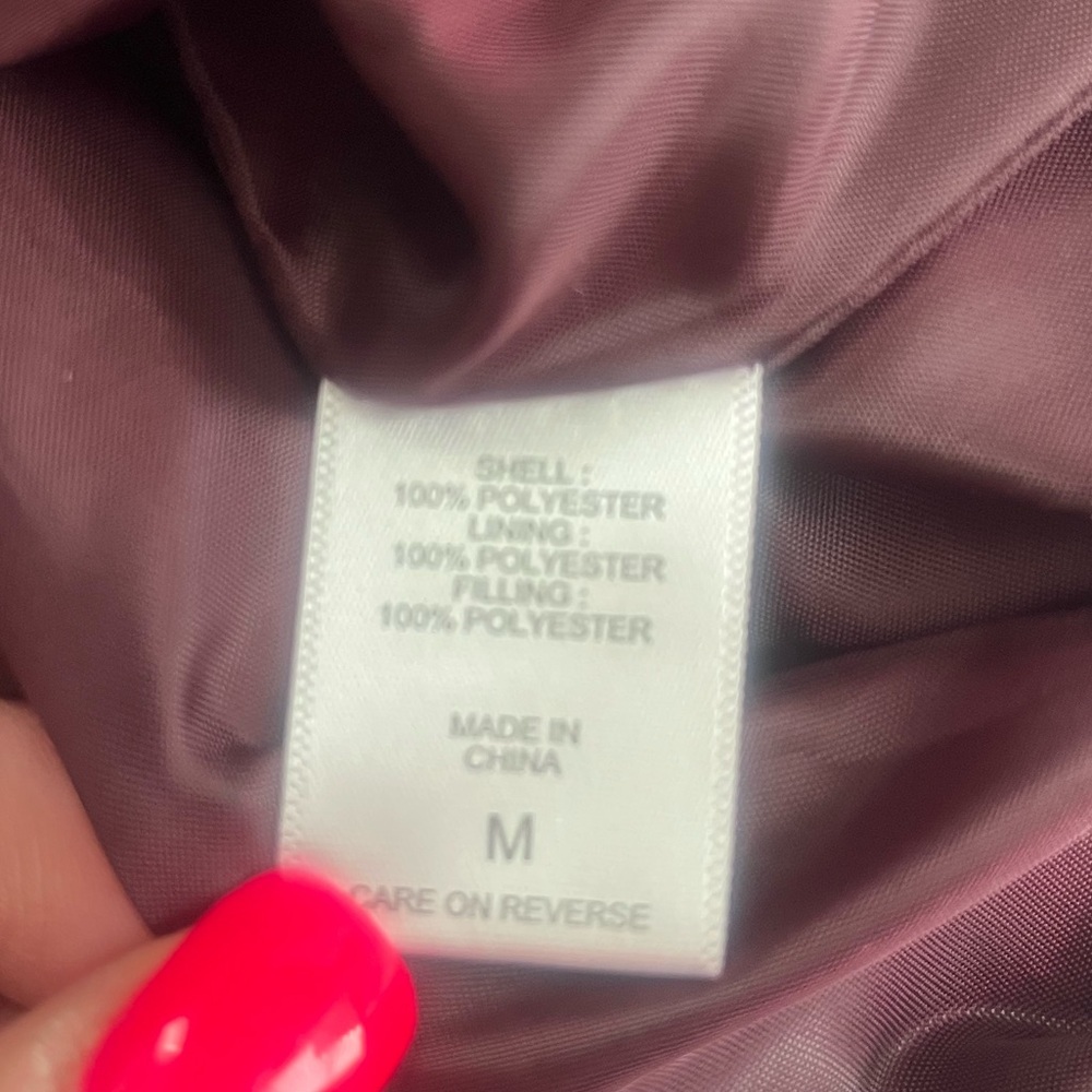 New York & Company Cranberry Quilted Vest Women’s Size Medium - Picture 11 of 15